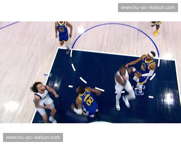 宿命的准星与时代的交锋：当独行侠遇上雷霆，这场火星撞地球究竟在诉说怎样的篮球哲学？