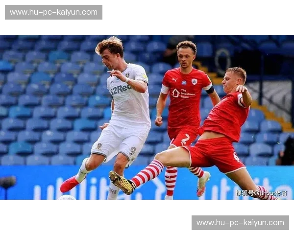 绿白荣耀与橙色风暴：特温特与海牙的恩怨情仇，不仅仅是足球